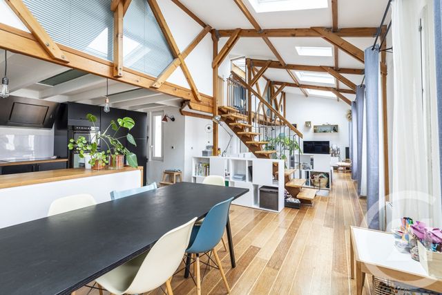 Afficher la photo en grand Appartement F3 à vendre - 3 pièces - 79.0 m2 - PARIS - 75011 - ILE-DE-FRANCE - Century 21 Chorus Saint-Antoine