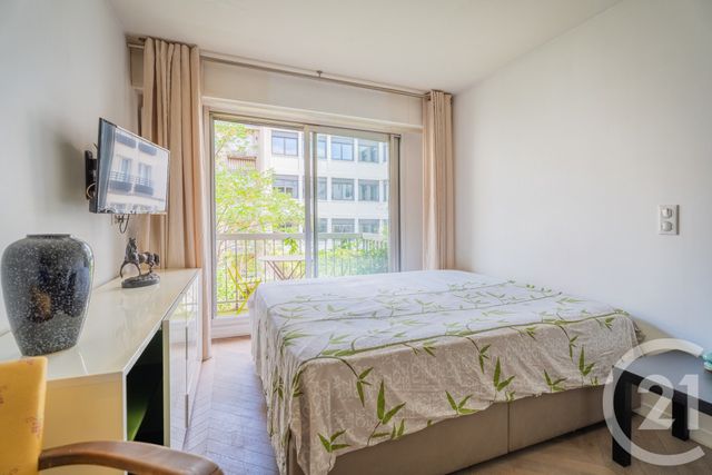 Appartement F1 à vendre - 1 pièce - 30.5 m2 - PARIS - 75011 - ILE-DE-FRANCE - Century 21 Chorus Saint-Antoine