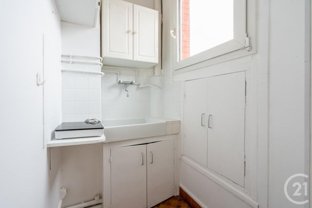 Afficher la photo en grand Appartement F1 à vendre - 1 pièce - 14.0 m2 - PARIS - 75011 - ILE-DE-FRANCE - Century 21 Chorus Saint-Antoine