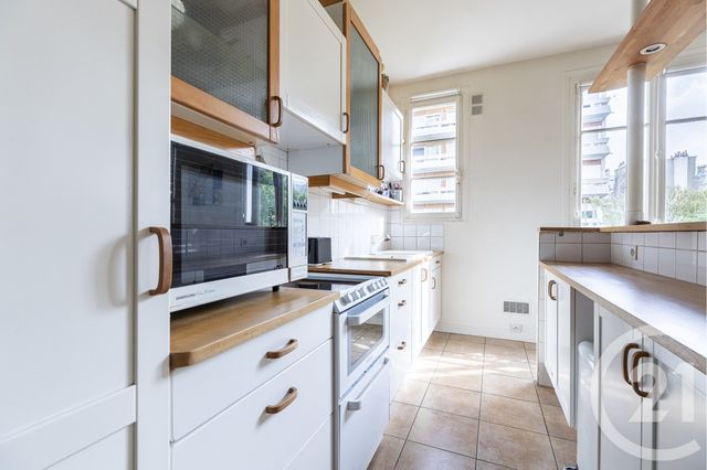 Appartement F3 à vendre - 3 pièces - 74.63 m2 - PARIS - 75011 - ILE-DE-FRANCE - Century 21 Chorus Saint-Antoine