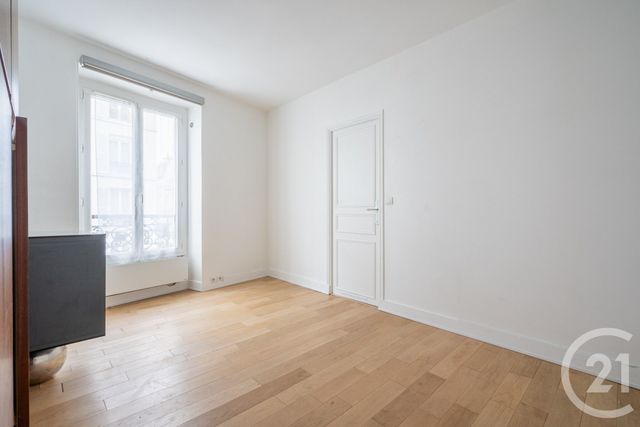 Appartement à vendre - 2 pièces - 29.0 m2 - PARIS - 75011 - ILE-DE-FRANCE - Century 21 Chorus Saint-Antoine