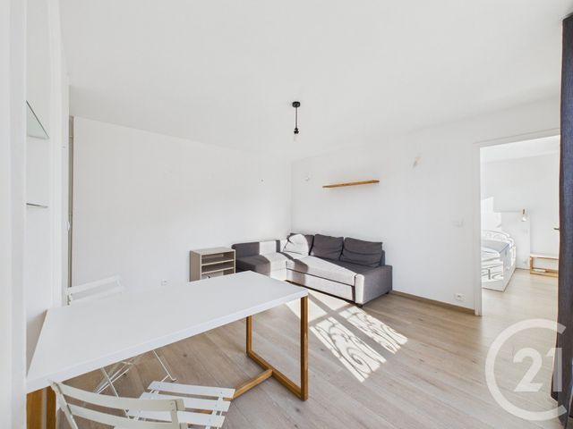 Appartement F2 à vendre - 2 pièces - 37.0 m2 - PARIS - 75011 - ILE-DE-FRANCE - Century 21 Chorus Saint-Antoine