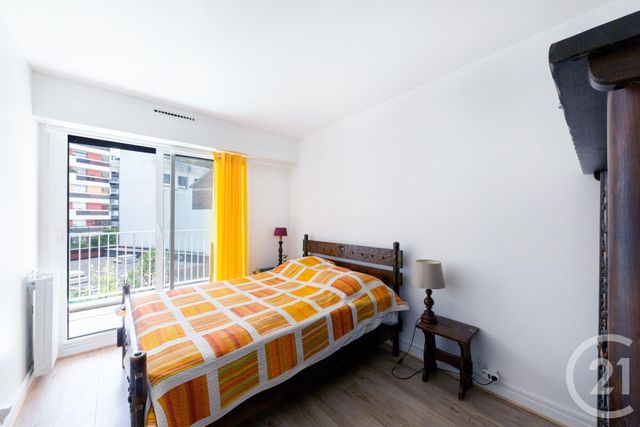 Appartement à vendre - 5 pièces - 100.0 m2 - PARIS - 75012 - ILE-DE-FRANCE - Century 21 Chorus Saint-Antoine