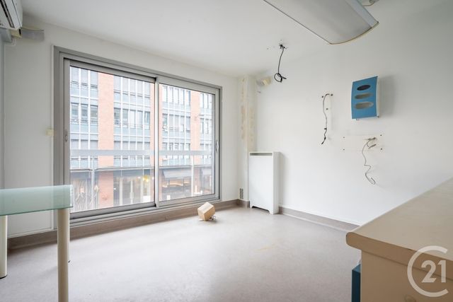 Appartement F3 à vendre - 3 pièces - 50.0 m2 - PARIS - 75011 - ILE-DE-FRANCE - Century 21 Chorus Saint-Antoine