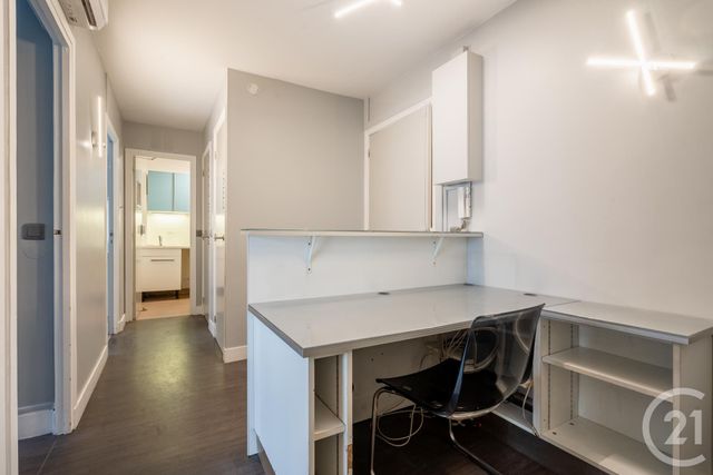 Appartement F3 à vendre - 3 pièces - 50.0 m2 - PARIS - 75011 - ILE-DE-FRANCE - Century 21 Chorus Saint-Antoine