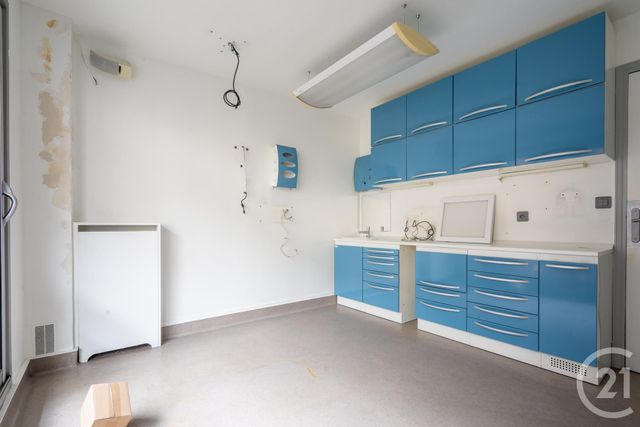 Appartement F3 à vendre - 3 pièces - 50.0 m2 - PARIS - 75011 - ILE-DE-FRANCE - Century 21 Chorus Saint-Antoine