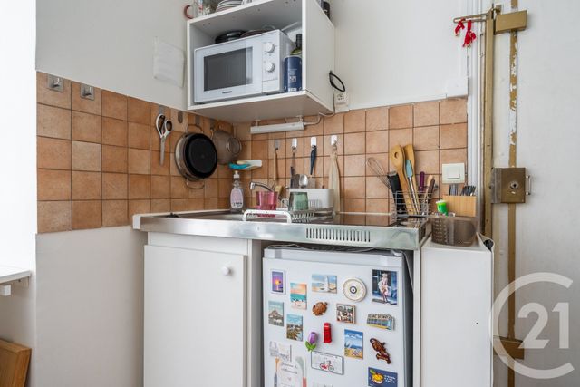 Appartement Studio à vendre - 1 pièce - 16.0 m2 - PARIS - 75011 - ILE-DE-FRANCE - Century 21 Chorus Saint-Antoine