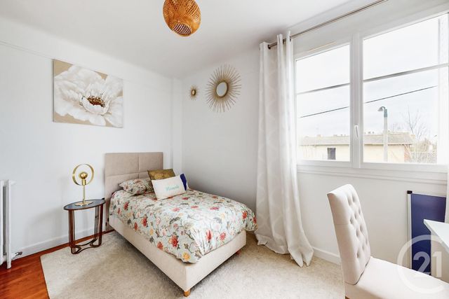 Appartement F5 à vendre - 5 pièces - 108.5 m2 - MAISONS LAFFITTE - 78 - ILE-DE-FRANCE - Century 21 Chorus Saint-Antoine