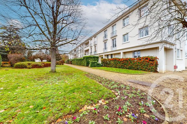 Appartement F5 à vendre - 5 pièces - 108.5 m2 - MAISONS LAFFITTE - 78 - ILE-DE-FRANCE - Century 21 Chorus Saint-Antoine