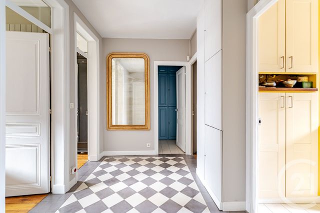 Appartement F3 à vendre - 3 pièces - 64.7 m2 - PARIS - 75011 - ILE-DE-FRANCE - Century 21 Chorus Saint-Antoine