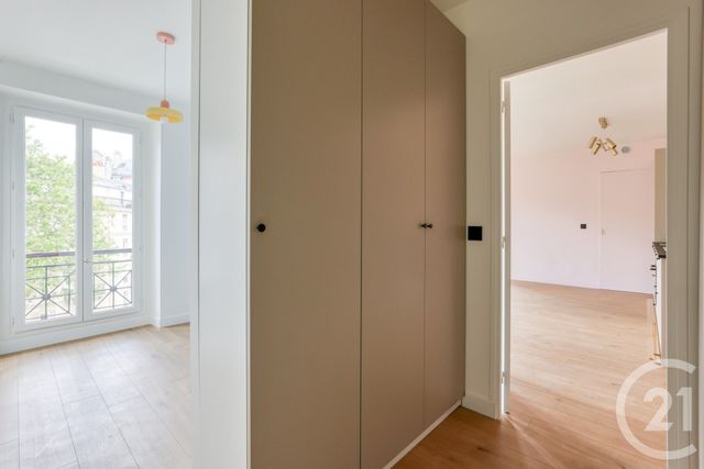 Appartement F2 bis à vendre - 3 pièces - 51.0 m2 - PARIS - 75011 - ILE-DE-FRANCE - Century 21 Chorus Saint-Antoine