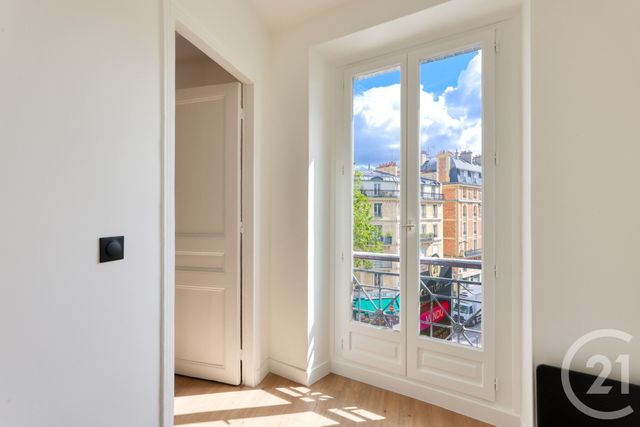 Appartement F2 bis à vendre - 3 pièces - 51.0 m2 - PARIS - 75011 - ILE-DE-FRANCE - Century 21 Chorus Saint-Antoine