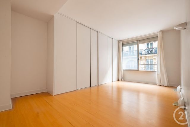 Appartement F3 à vendre - 3 pièces - 71.24 m2 - PARIS - 75011 - ILE-DE-FRANCE - Century 21 Chorus Saint-Antoine