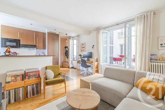Appartement F2 bis à vendre - 3 pièces - 47.0 m2 - PARIS - 75011 - ILE-DE-FRANCE - Century 21 Chorus Saint-Antoine