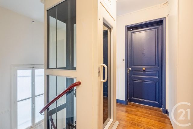 Appartement Studio à vendre - 1 pièce - 31.0 m2 - PARIS - 75011 - ILE-DE-FRANCE - Century 21 Chorus Saint-Antoine