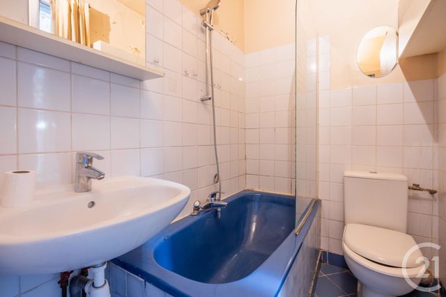 Appartement Studio à vendre - 1 pièce - 31.0 m2 - PARIS - 75011 - ILE-DE-FRANCE - Century 21 Chorus Saint-Antoine