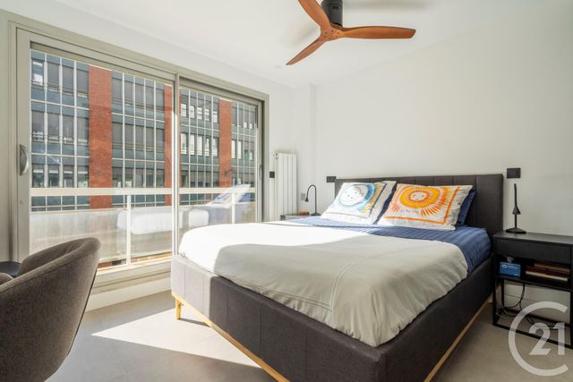 Appartement T2 à vendre - 2 pièces - 52.0 m2 - PARIS - 75011 - ILE-DE-FRANCE - Century 21 Chorus Saint-Antoine
