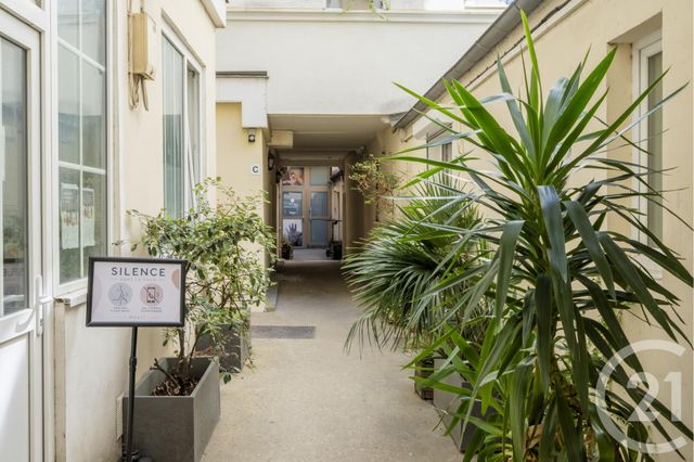 Appartement F1 à vendre - 1 pièce - 29.0 m2 - PARIS - 75011 - ILE-DE-FRANCE - Century 21 Chorus Saint-Antoine
