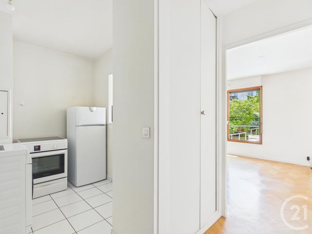 Appartement F2 à vendre - 2 pièces - 40.0 m2 - PARIS - 75011 - ILE-DE-FRANCE - Century 21 Chorus Saint-Antoine