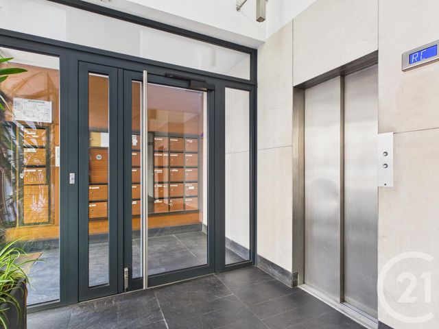 Appartement F2 à vendre - 2 pièces - 40.0 m2 - PARIS - 75011 - ILE-DE-FRANCE - Century 21 Chorus Saint-Antoine