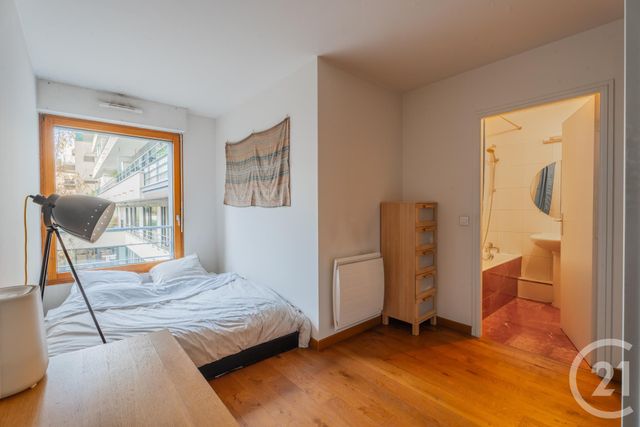 Appartement à vendre - 2 pièces - 39.6 m2 - PARIS - 75011 - ILE-DE-FRANCE - Century 21 Chorus Saint-Antoine