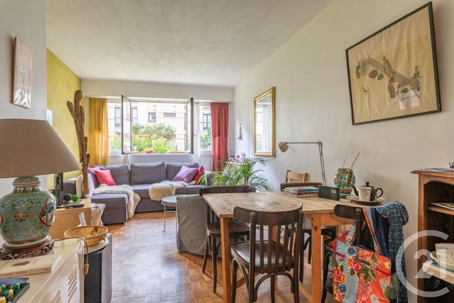Appartement F3 à vendre - 3 pièces - 70.0 m2 - PARIS - 75011 - ILE-DE-FRANCE - Century 21 Chorus Saint-Antoine