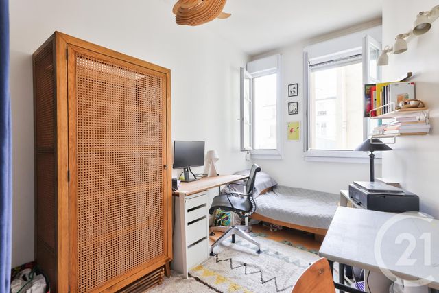 Appartement F5 à vendre - 5 pièces - 99.54 m2 - PARIS - 75011 - ILE-DE-FRANCE - Century 21 Chorus Saint-Antoine