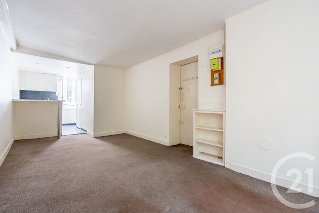 Afficher la photo en grand Appartement Studio à vendre - 1 pièce - 25.5 m2 - PARIS - 75011 - ILE-DE-FRANCE - Century 21 Chorus Saint-Antoine