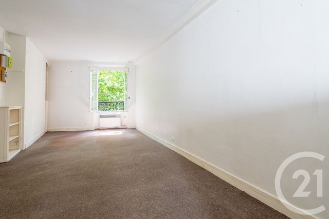 Afficher la photo en grand Appartement Studio à vendre - 1 pièce - 25.5 m2 - PARIS - 75011 - ILE-DE-FRANCE - Century 21 Chorus Saint-Antoine