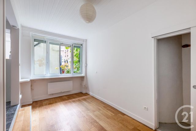 Appartement F2 à vendre - 2 pièces - 28.06 m2 - PARIS - 75011 - ILE-DE-FRANCE - Century 21 Chorus Saint-Antoine