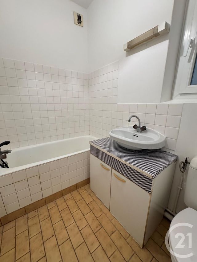 Appartement Studio à vendre - 1 pièce - 30.01 m2 - PARIS - 75012 - ILE-DE-FRANCE - Century 21 Chorus Saint-Antoine